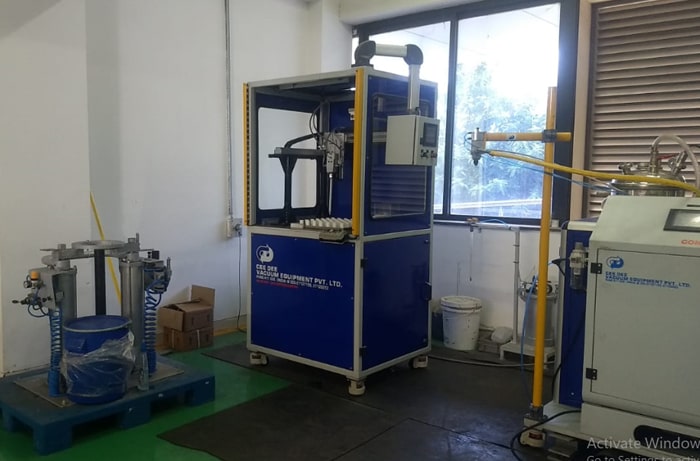 Automated dispensing machine